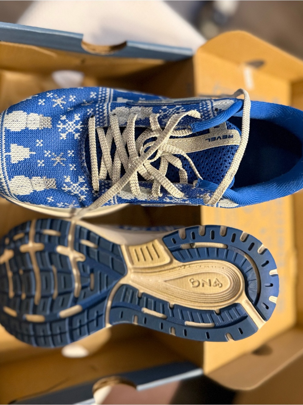 Women’s Blue Knit Pattern Running Shoes